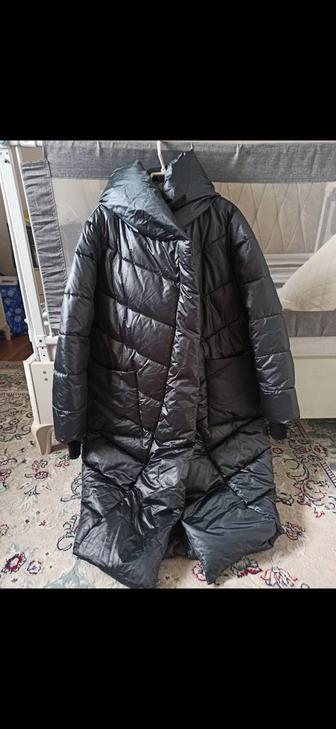 Продам зимнюю куртку-одеяло размера 52-54