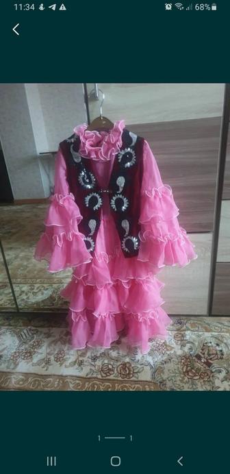 Даю на прокат казахский костюм для девочки 5-7 лет