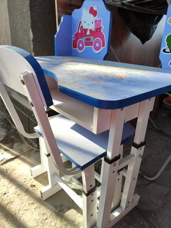 Продам столик и стул детский для занятий творчеством