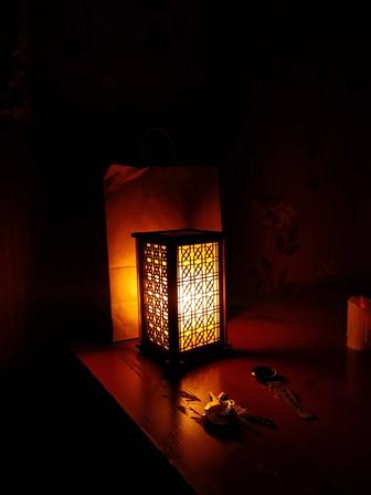 Настольный светильник-ночник с имитацией огня