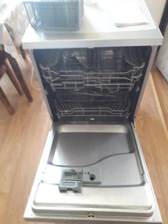 Посудомоечная машина.