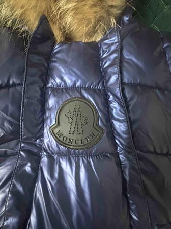 Продам зимний комбинезон moncler в оригинале