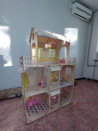 Продам кукольный домик из фанеры