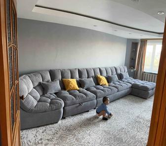 Продам диван в отличном состоянии длина 5 метров