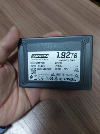 Серверный SSD Kingston 1920gb чтение 3300МБ/С, запись 2700МБ/с
