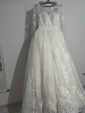 Продам 2 свадебных платья