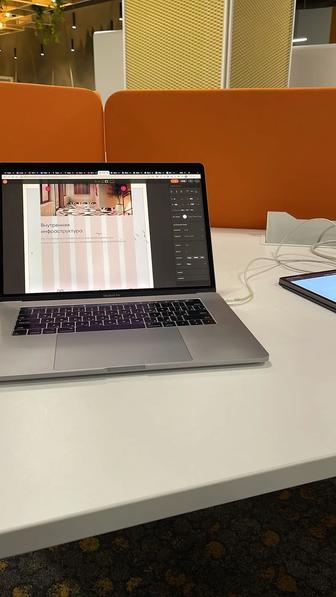 Продается Macbook Pro 2017 256gb