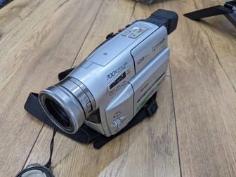Камера Panasonic VZ15