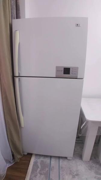 Холодильник от фирмы LG