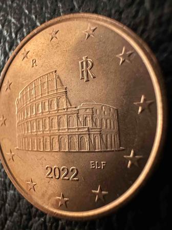 Итальянская коллекционная монета - амфитеатр Флавия - 5 центов.