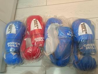 Продам перчатки боксерские новые