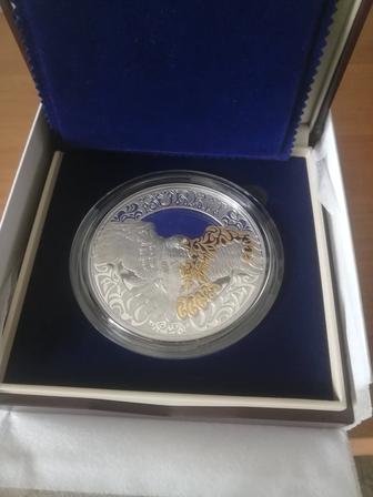 Монета Беркут 777 серебро, позолота