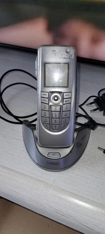 Телефон нокия 9300