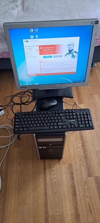 HP Compaq dc7800 Convertible Minitower PC