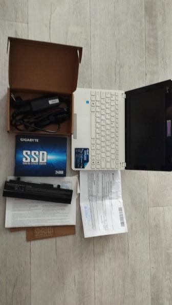 Продам на запчасти нетбукASUS Eee PC серии 1015BX 2013г.