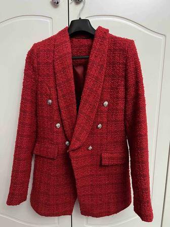 Твидовый красный пиджак
