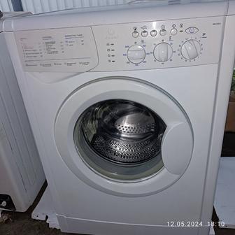 Продам стиральную машину Индезит 6 кг