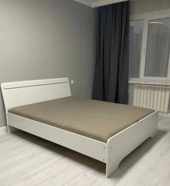 Кровать чистая,с хорошей энергетикой)