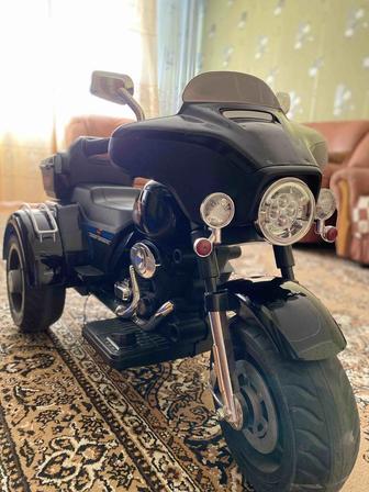 Продам детский мотоцикл Harley Davodson Харлей