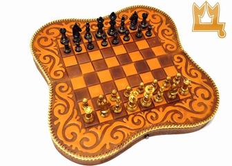 Продам сувенирные шахматы