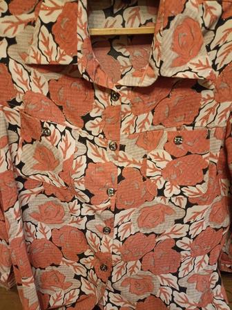 Продам красивую женскую блузку 50-52