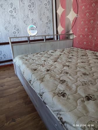 Кровать 2х спальная 200х160, без матраса б/у продам