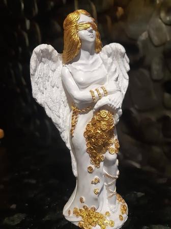 Богиня Фортуна с крыльями
