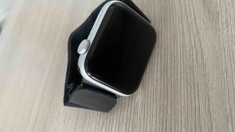 Смарт-часы Apple Watch SE 2 Gen (2023) GPS 44 мм