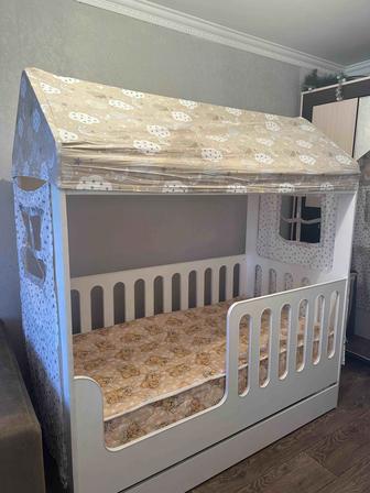 Продам кровать-домик в идеальном состоянии!!