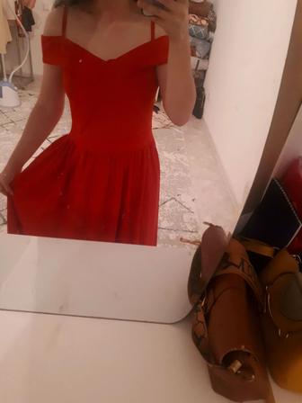 Платье вечерняя, новая с этикеткой, красный цвет