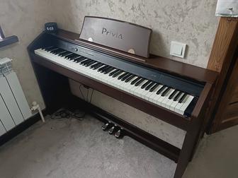 Продаю Цифровое пианино Casio Privia PX-750