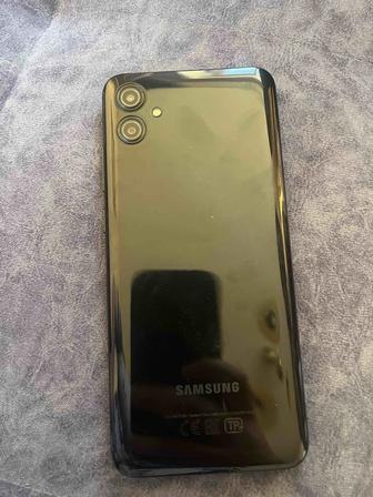 Продам Samsung A04e