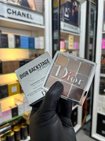 Косметика Dior Диор (палетка тень хайлайтер)