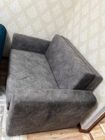 Продается раскладной диван В хорошем состоянии