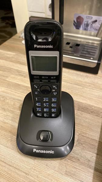 Panasonic KX-TG2511CA телефон