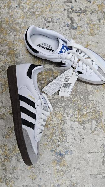 Продам новые кроссовки Adidas Samba OG, 38 размер. Оригинал с Англии.