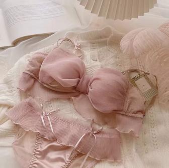 Красивый Нежный Розовый Комплект белья
