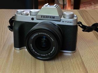 Продам камеру Fujifilm X-T200