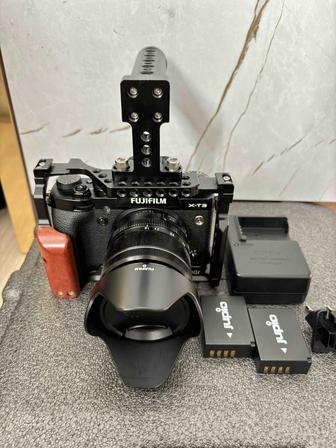 Fujifilm X-T3 с объективом 18-55mm F2.8
