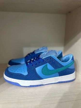 Nike Sb Dunk Low Blue Raspberry