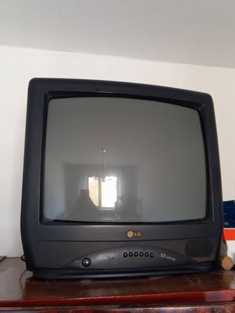 Продается телевизор LG CF-20F39