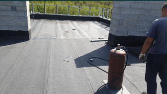 Ремонт протекания крыши, монтаж, гидроизоляция плоской кровли