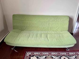 Продам диван-софу с двумя креслами