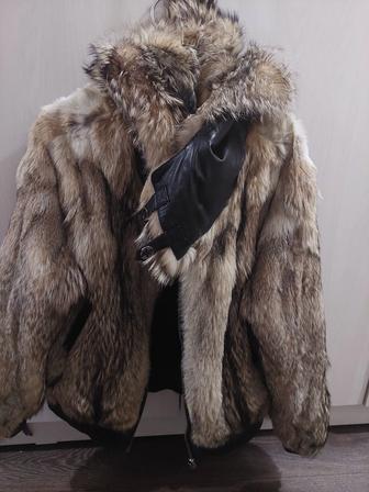 Мужская Шуба - куртка. 2 в одном. Волк. На размер 48