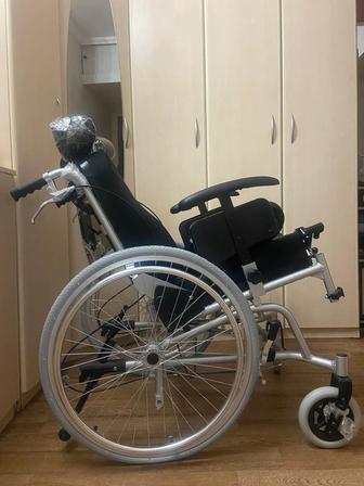 Продаю инвалидную коляску Новая!!!
