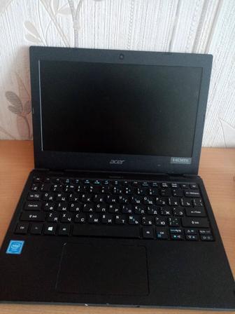 Продам ноутбук acer TravelMate B118-M в идеальном состоянии