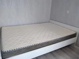 Кровать полуторка с новым матрасом