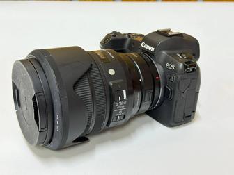 Профессиональный фотоаппарат Canon R с крутым объективом