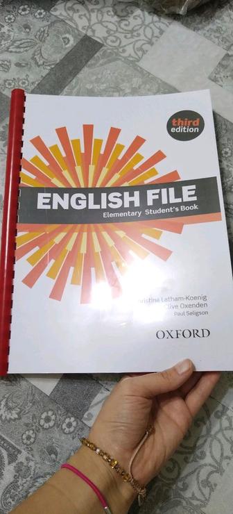 Книга по английскому языку ENGLISH FILE