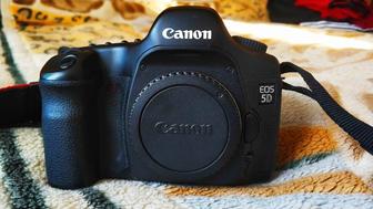 Фотоаппарат Canon EOS 5D (mark I)